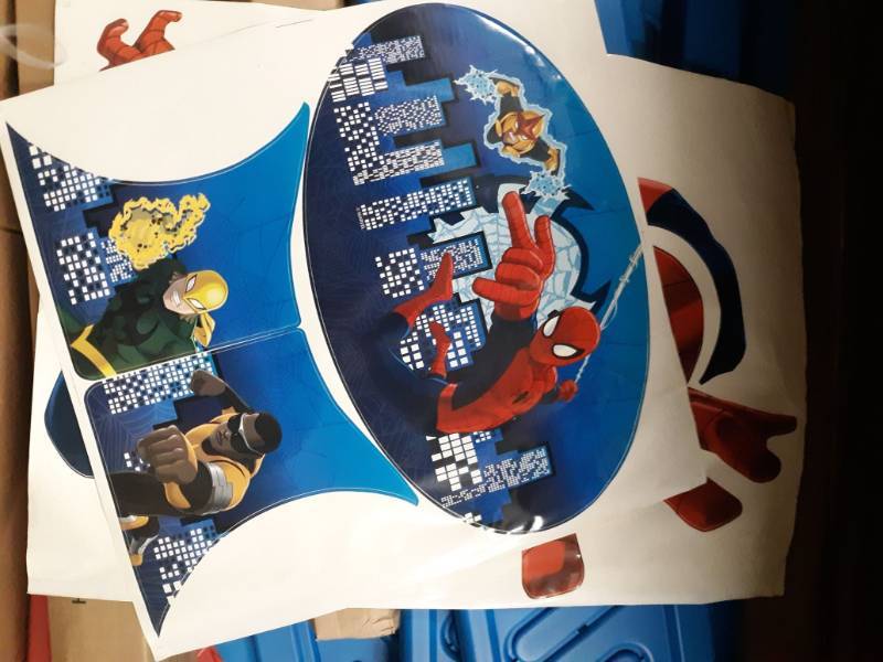 lot 10157 image: Delta Children Plastic 3D-Footboard Twin Bed, Marvel Spider-Man