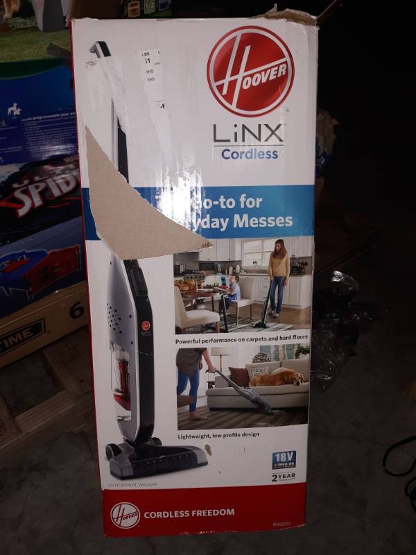 lot 10162 image: Hoover BH50020PC Linx Signature Cordless 18V Lithium Ion Stick Vacuum Cleaner