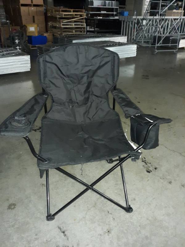 lot 10204 image: Amazon Basics Camping Chair