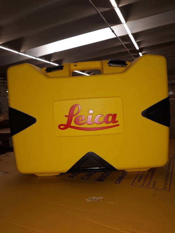 lot 10220 image: Leica R680,RE140, Alkaline Rugby 680, Dual Axis Dial in Grade