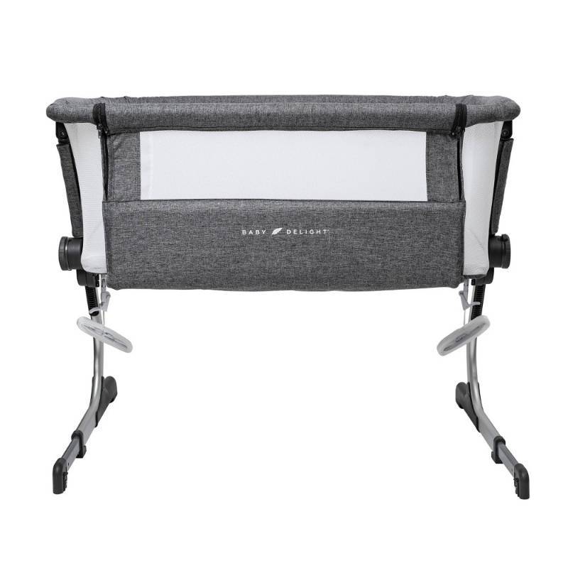 lot 10676 image: Baby Delight Beside Me Dreamer Bassinet & Bedside Sleeper