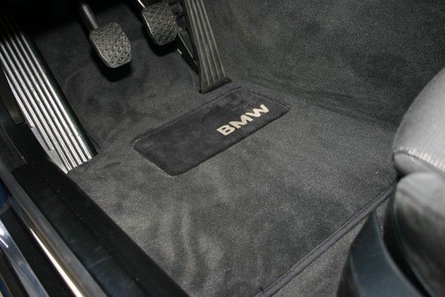 lot 3452 image: Original BMW Floor mat Grey