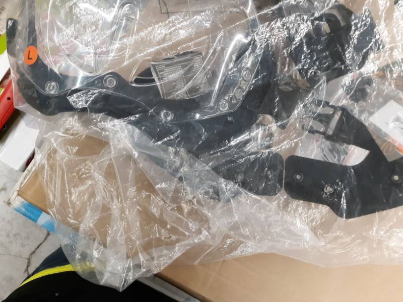 lot 8748 image: Fox R3 Roost Deflector Black Size  L Height 172 - 188 Cm )