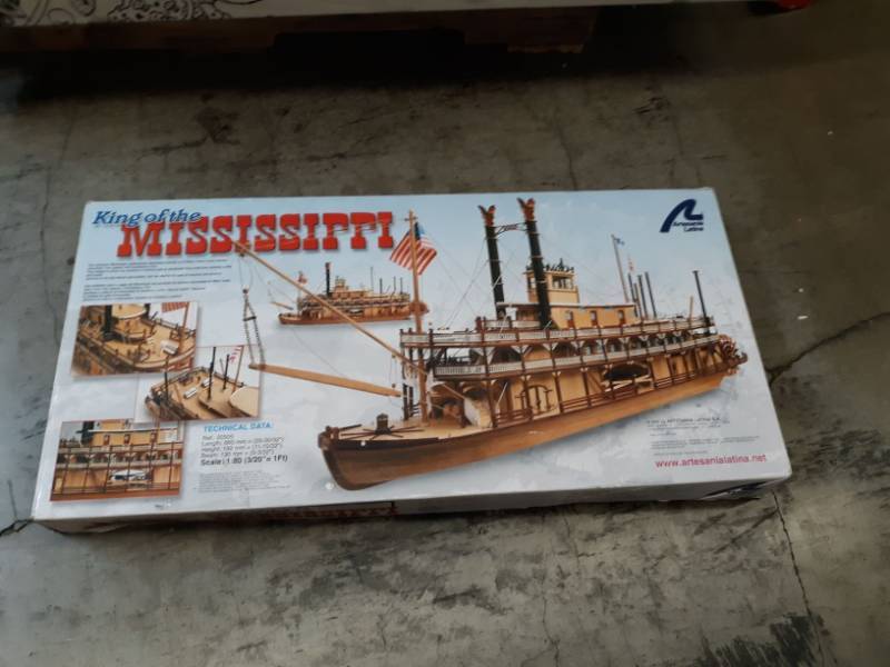 lot 9567 image: 20505 180 Mississippi Multi-Colored