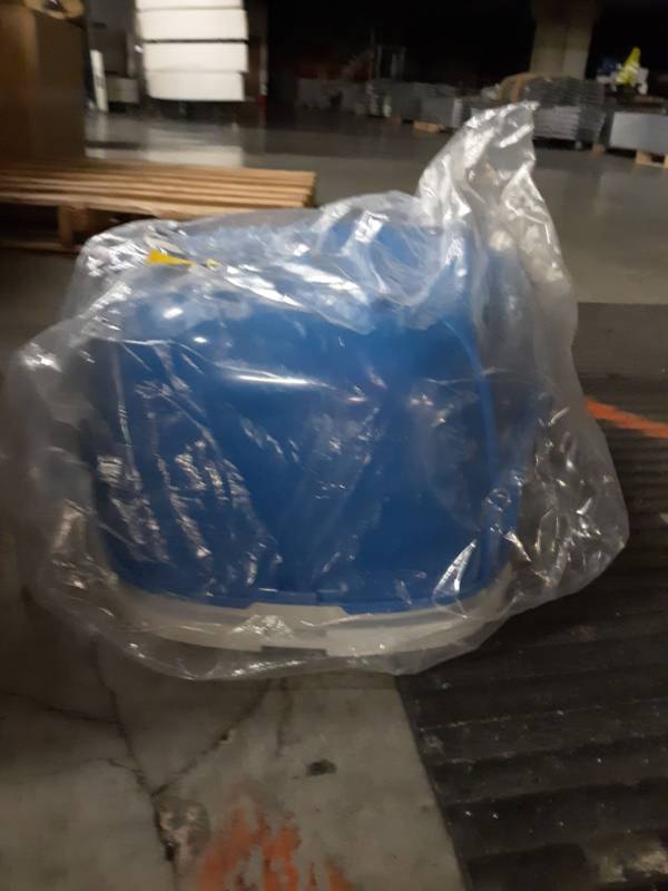 lot 10374 image: Ferplast Mika Cat Toilette Home, Blue