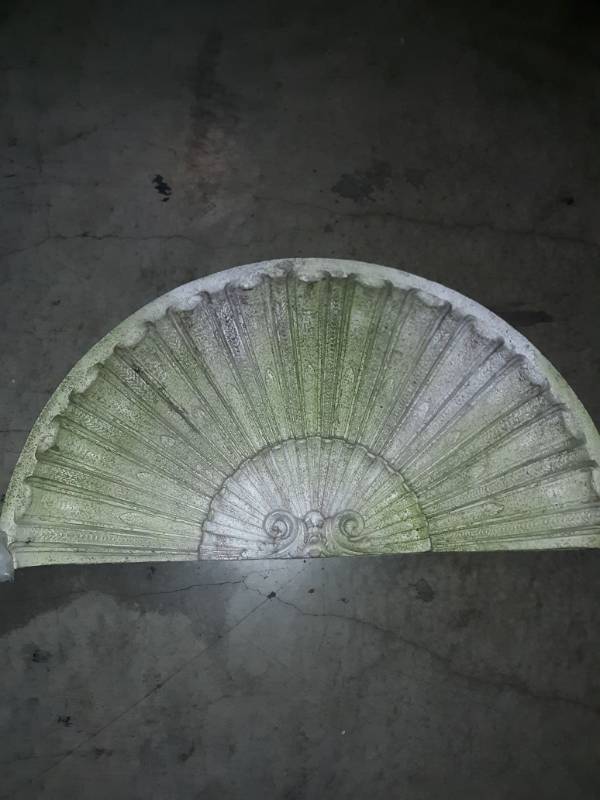 lot 10440 image: Wall hanging Picture