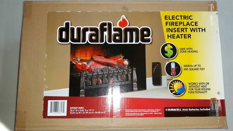 lot 10821 image: Duraflame Portable Electric Log Set Heater