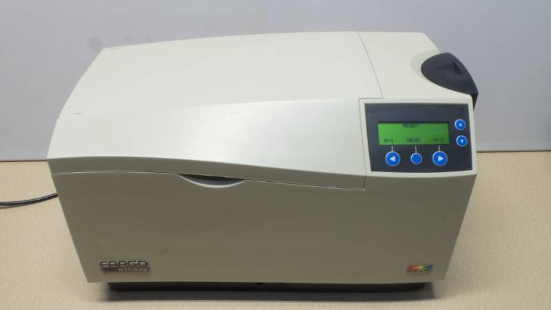 lot 1276 image: Fargo DTC525 ID Card Printer