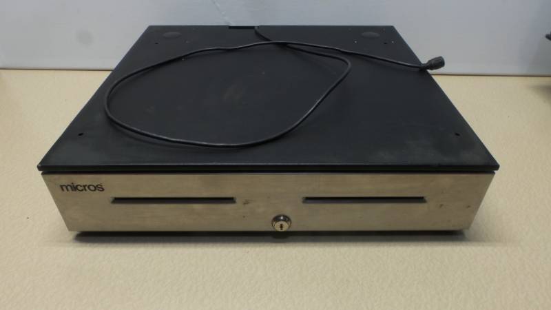 lot 1280 image: Micros Cash Register