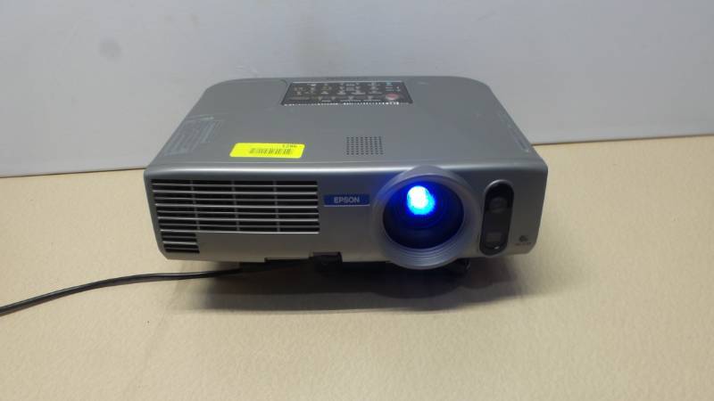 lot 1286 image: Epson EMP-835 Projector