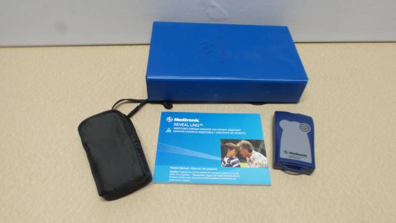 lot 1298 image: Medtronic reveal linq