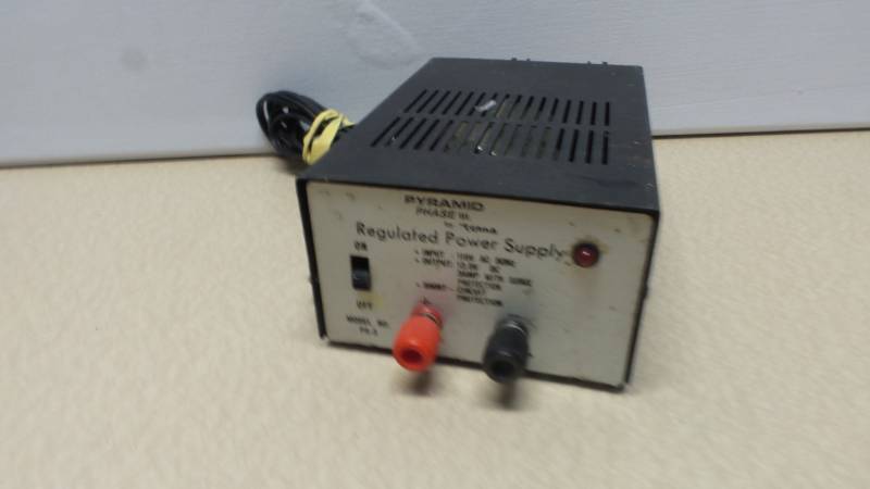 lot 1244 image: Pyramid Phase 2 Regulated Power Supply