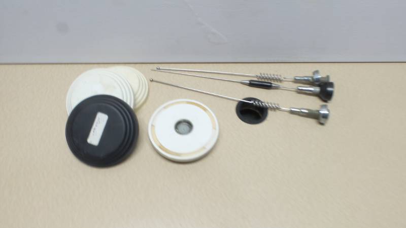 lot 6301 image: Lot of Antennas