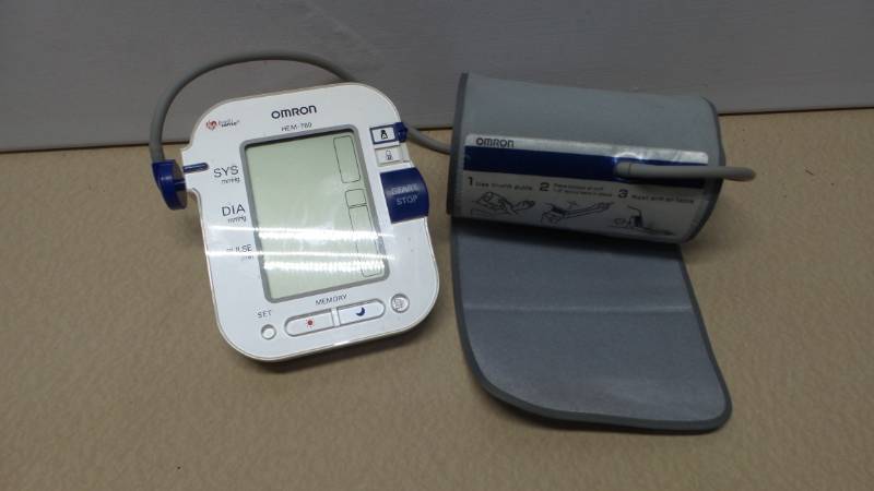 lot 6357 image: Omron blood pressure device