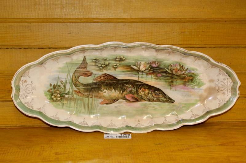 lot 1799 image: Antique Sterling China Pike Fish Platter