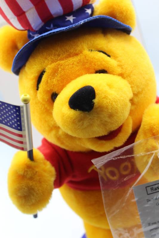 lot 1845 image: Winnie The Pooh, 4Th of July Pooh