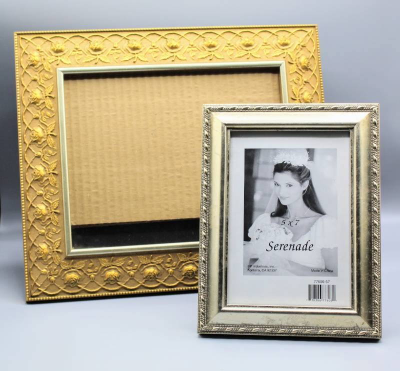lot 1912 image: 2 Beautiful Frames, Gold and Silver 5x7 and 8x10