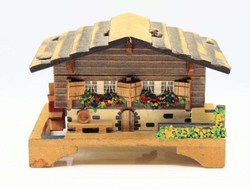 lot 1866 image: Vintage Swiss Chalet Music Box Made in Switzerland