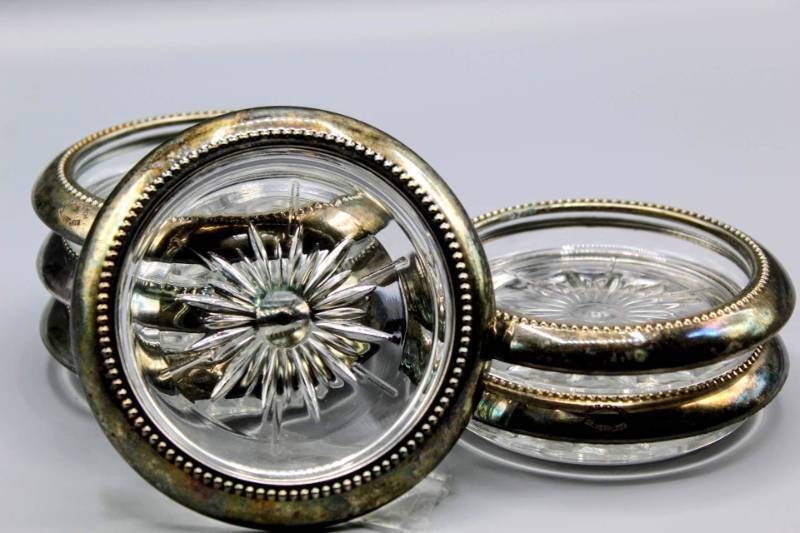 lot 1905 image: Vintage Lot of 6 Wes Blackington Silver Plated Crystal Coasters
