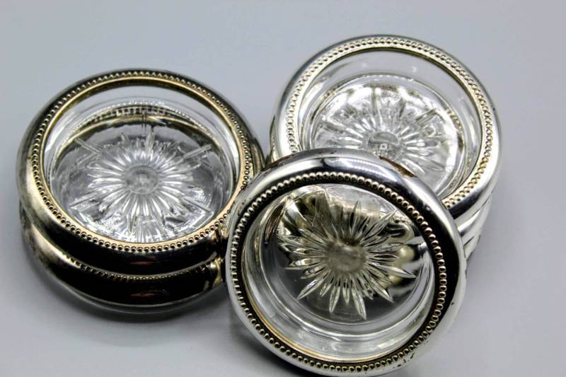 lot 1906 image: Vintage Lot of 6 Wes Blackington Silver Plated Crystal Coasters