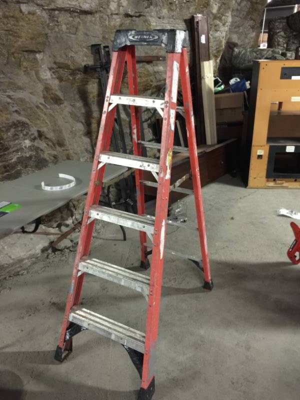 lot 2060 image: Werner 6 Ladder