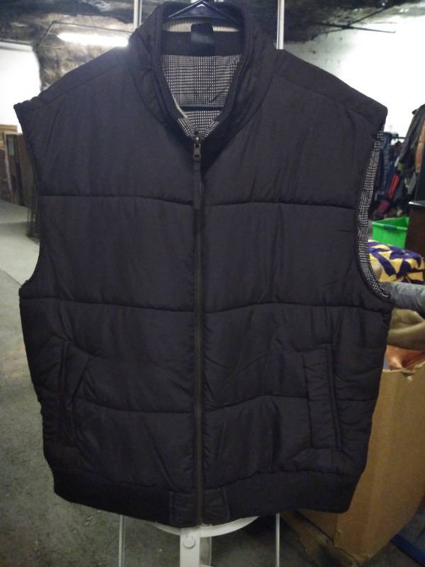 lot 1231 image: Cor3 2XL Vest