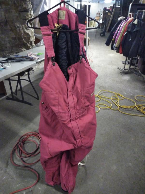 lot 1281 image: Berne Pink Overalls Size 2XL