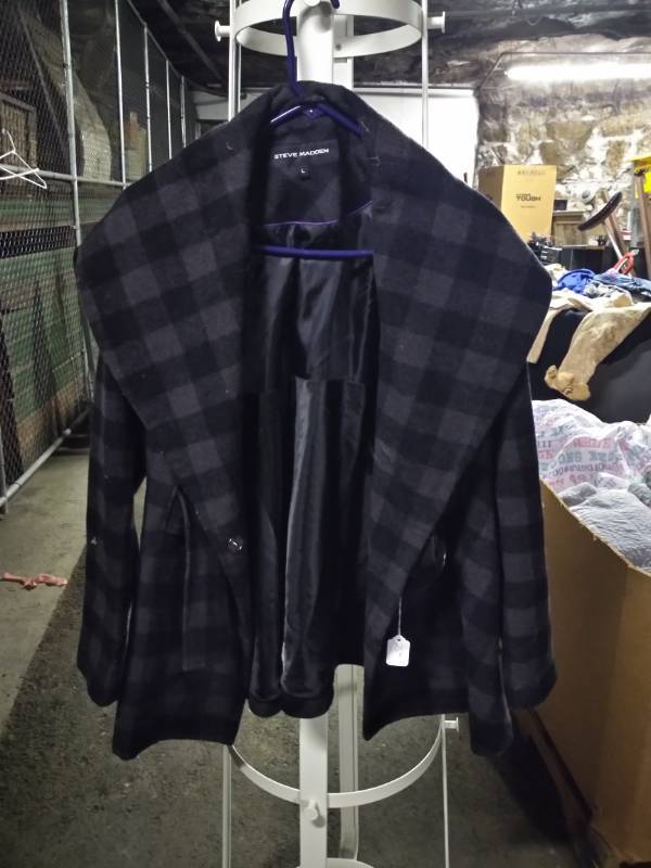 lot 1264 image: Steve Madden Jacket Size L