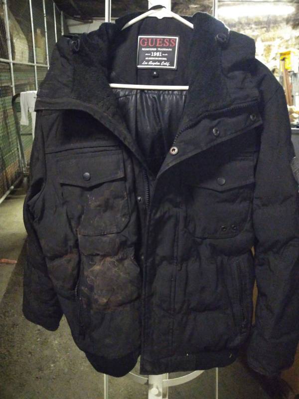lot 1265 image: Guess Jacket Size XL