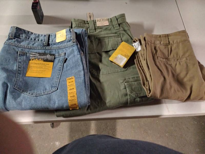 lot 1289 image: 3 Pair of Pants All New with Tags