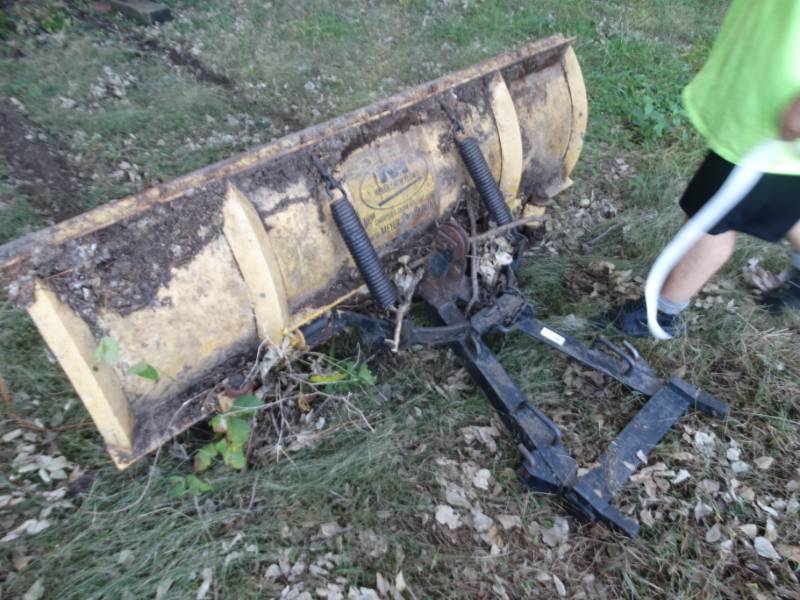lot 2957 image: Meyer snow plow snow blade