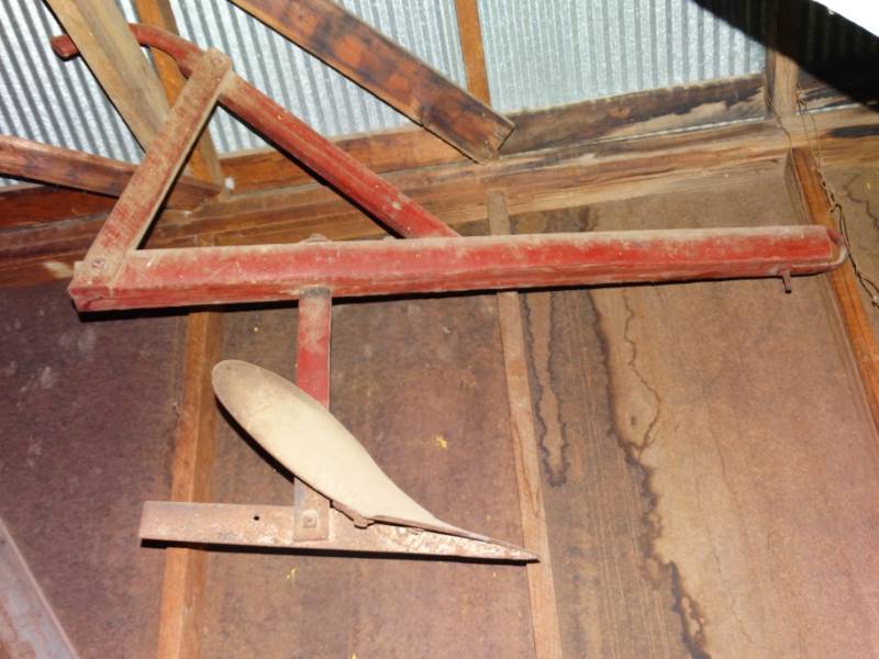 lot 2984 image: Awesome antique walk behind plow