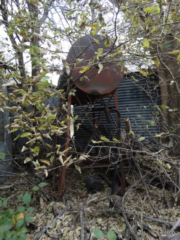 lot 7945 image: Overhead fuel tank w stand