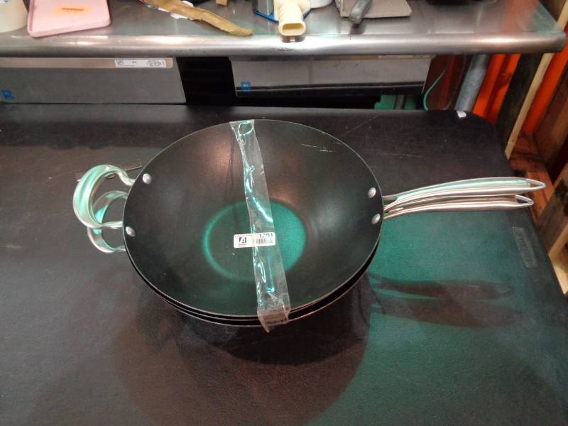 lot 1201 image: 3 Non Stick Skillets