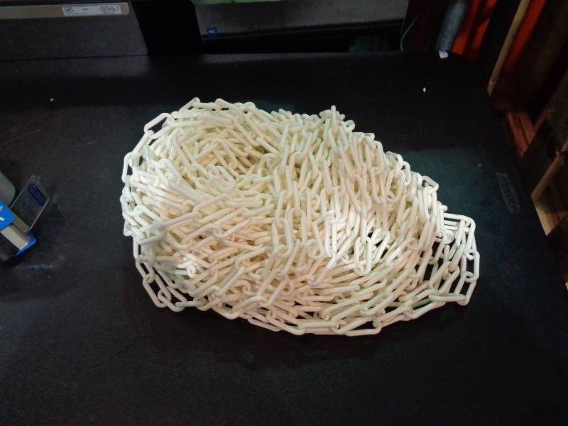 lot 1226 image: Over 100 Of Plastic Chain
