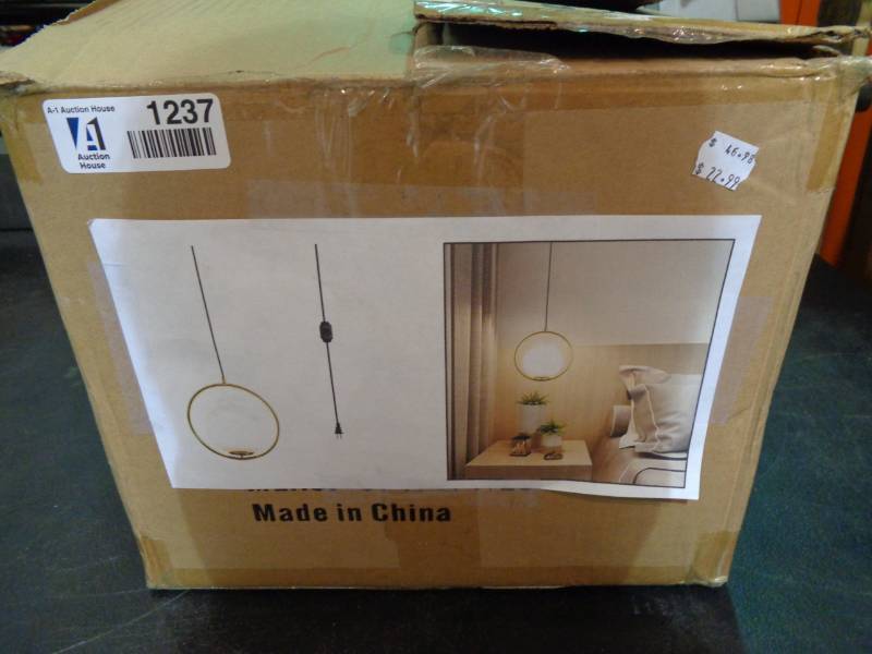 lot 1237 image: Light Fixture