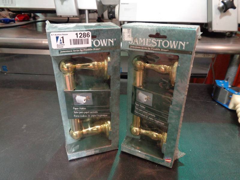 lot 1286 image: Toilet Paper Roll Holder Lot Of 2