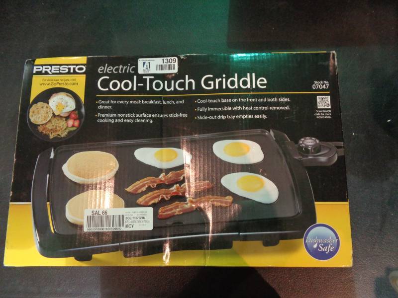 lot 1309 image: Presto Cool Touch Griddle
