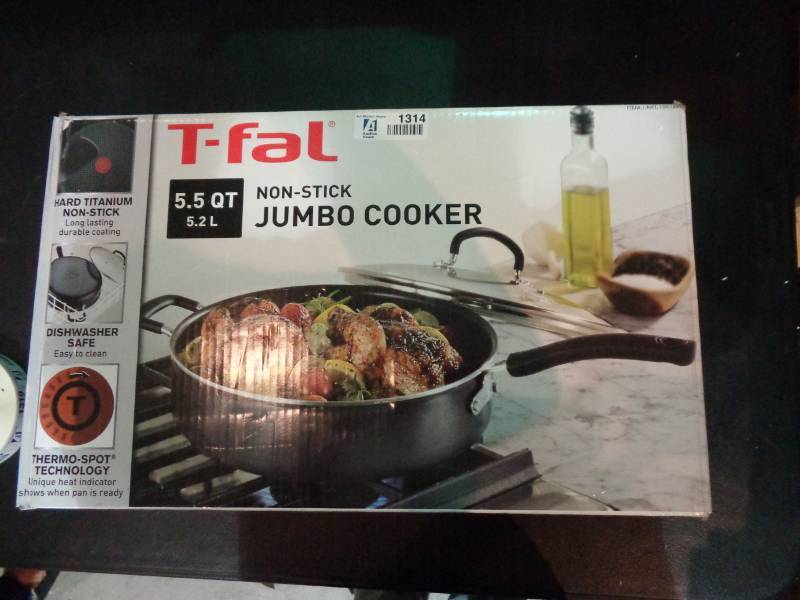 lot 1314 image: T-Fal 5.5 QT Non Stick Jumbo Cooker