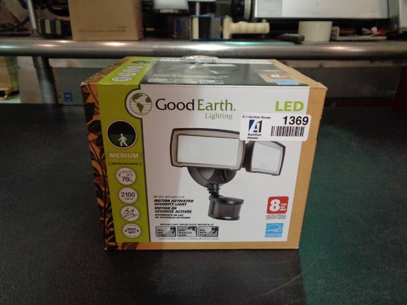 lot 1369 image: Good Earth Motion Activated Security Light
