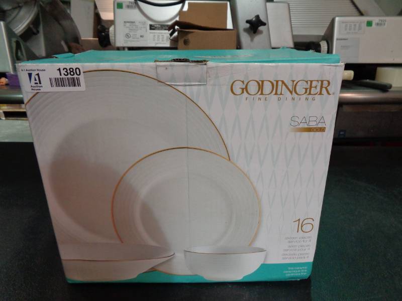 lot 1380 image: Goldinger 16 Piece Dish Set
