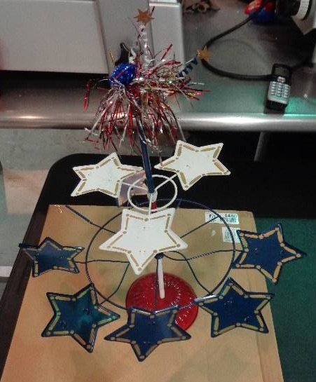 lot 1480 image: Patriotic Stars Cupcake Holder - Pack of 3