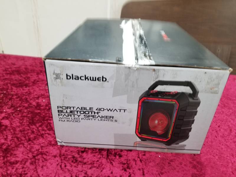 blackweb 40 watt party speaker