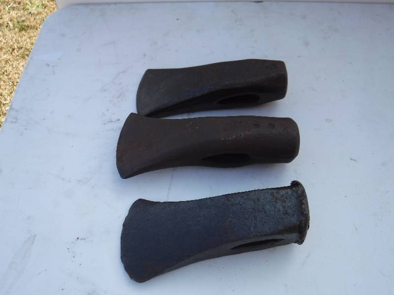 lot 6767 image: Lot of splitting mauls