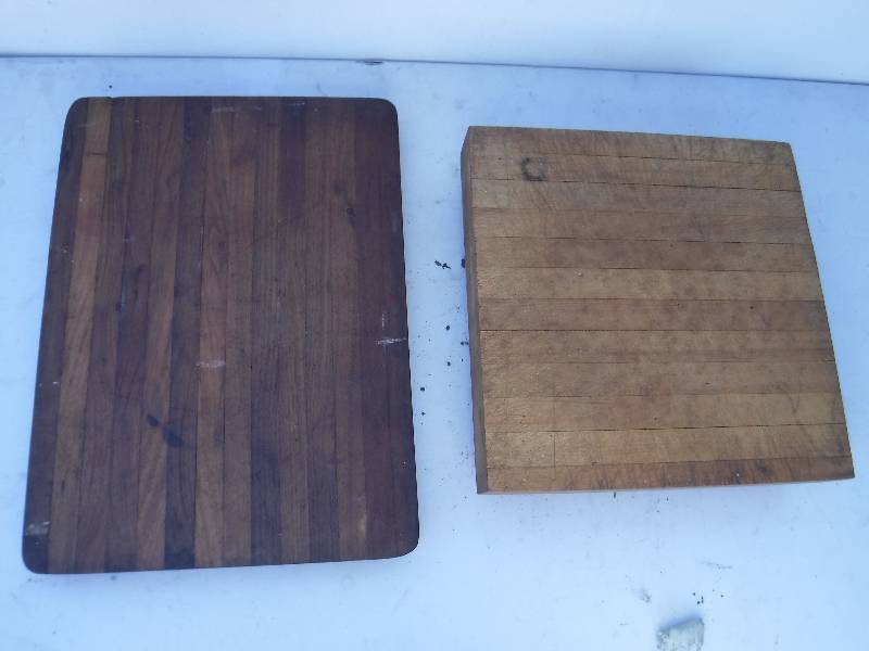 lot 6805 image: Nice wood cutting boards