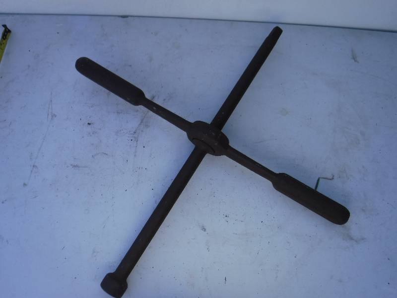 lot 6811 image: Jari Products Shock Wrench
