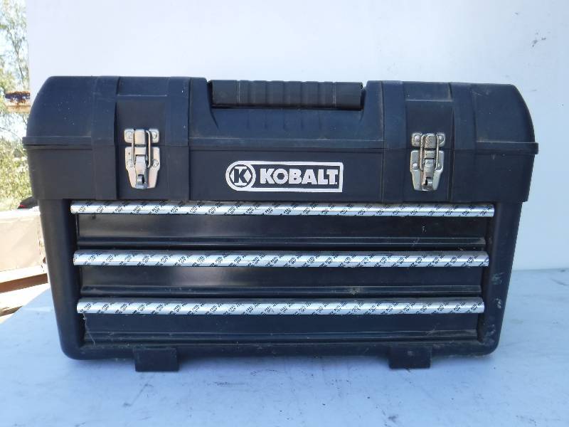 lot 6812 image: Kobalt tool box with contents