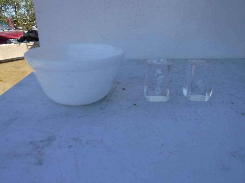 lot 6821 image: Milk glass mixing bowl and crystal blocks with etchings