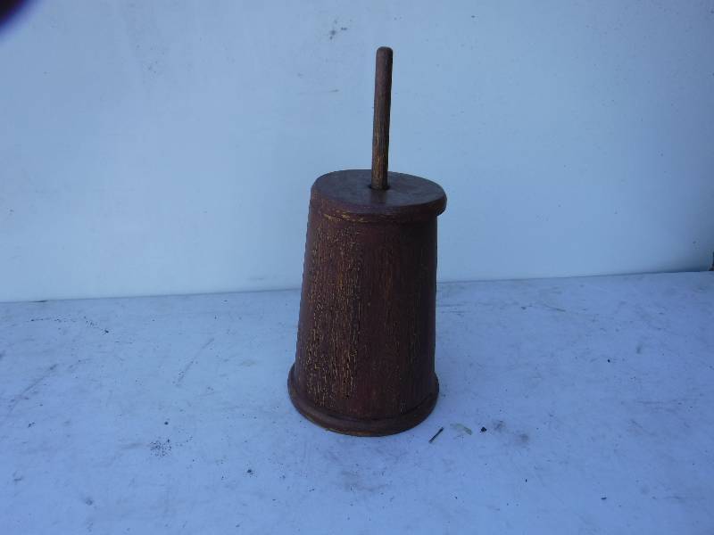 lot 6838 image: Wood butter Churn