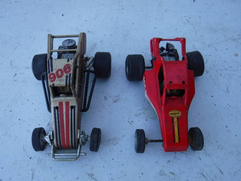 lot 6853 image: Pair of toy race cars
